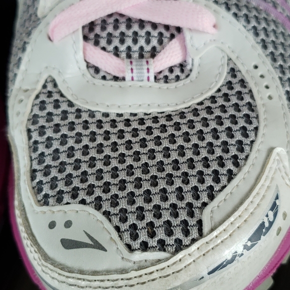 Brooks GTS 12 - Picture 6 of 11